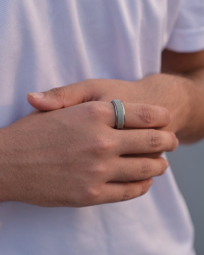 Textured Elegance Fidget Spinner Ring