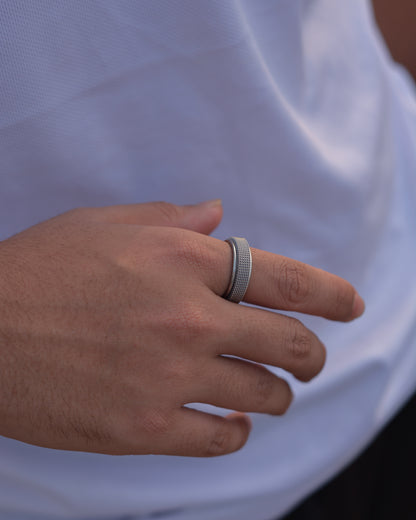 Textured Elegance Fidget Spinner Ring