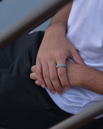 Textured Elegance Fidget Spinner Ring