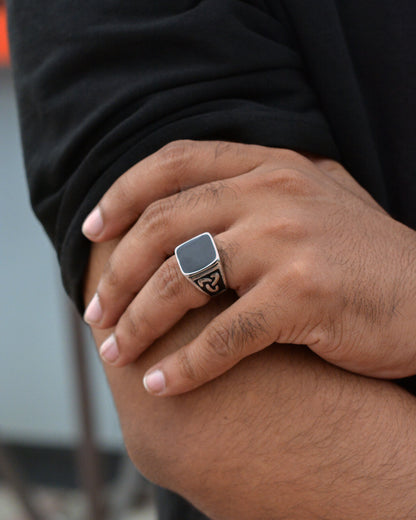 Obsidian Sovereign Ring