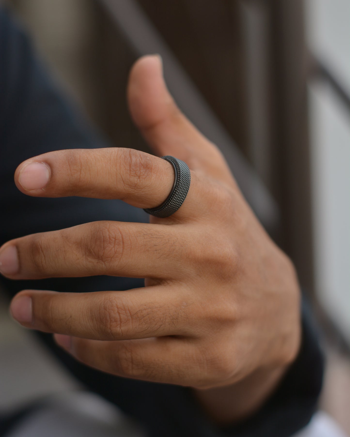 Textured Elegance Black Fidget Spinner Ring