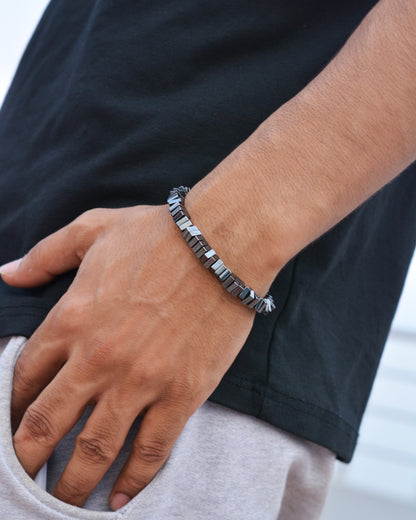 Geometric Radiance Bracelet