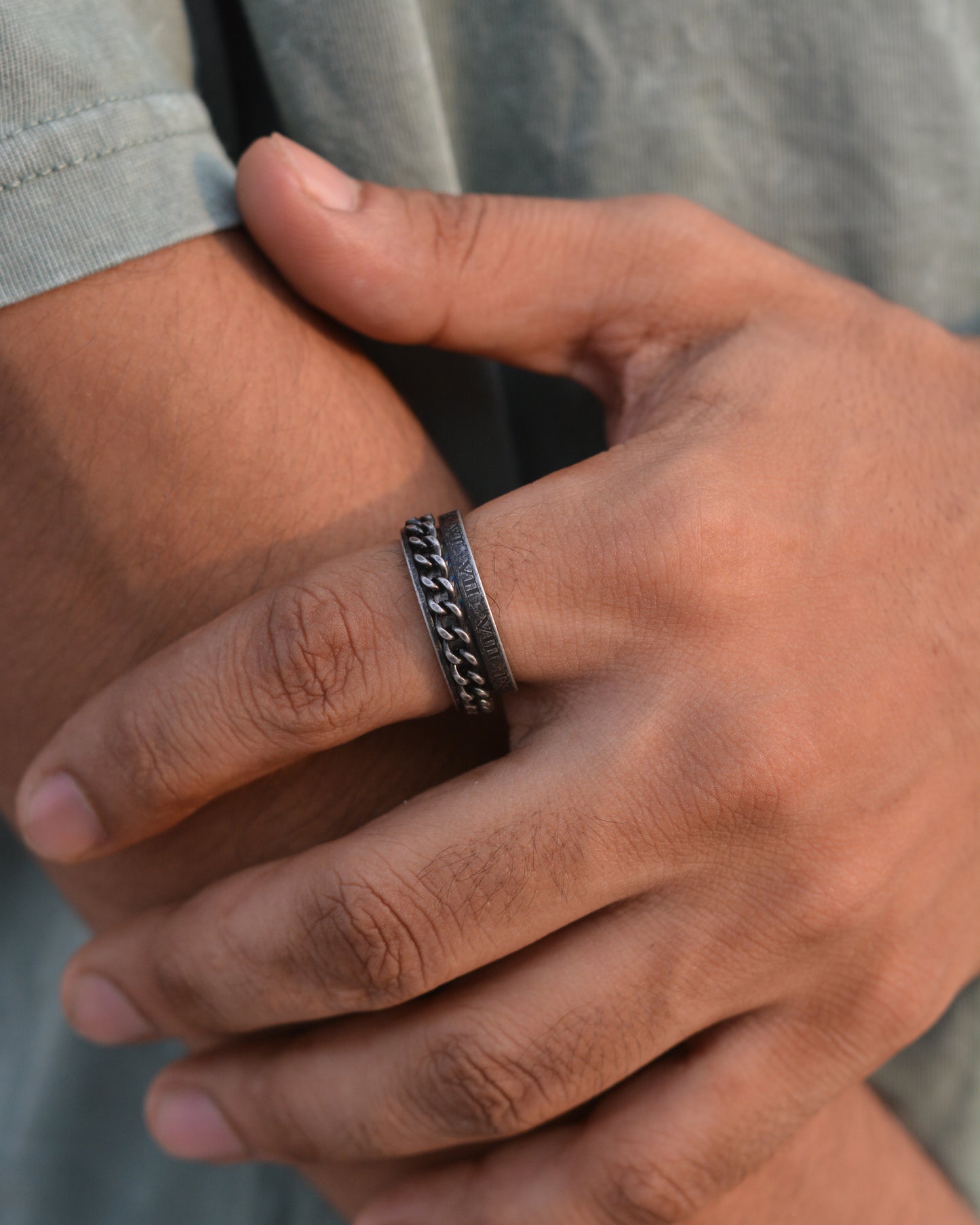 Retro Chain Link Spinner Band Ring