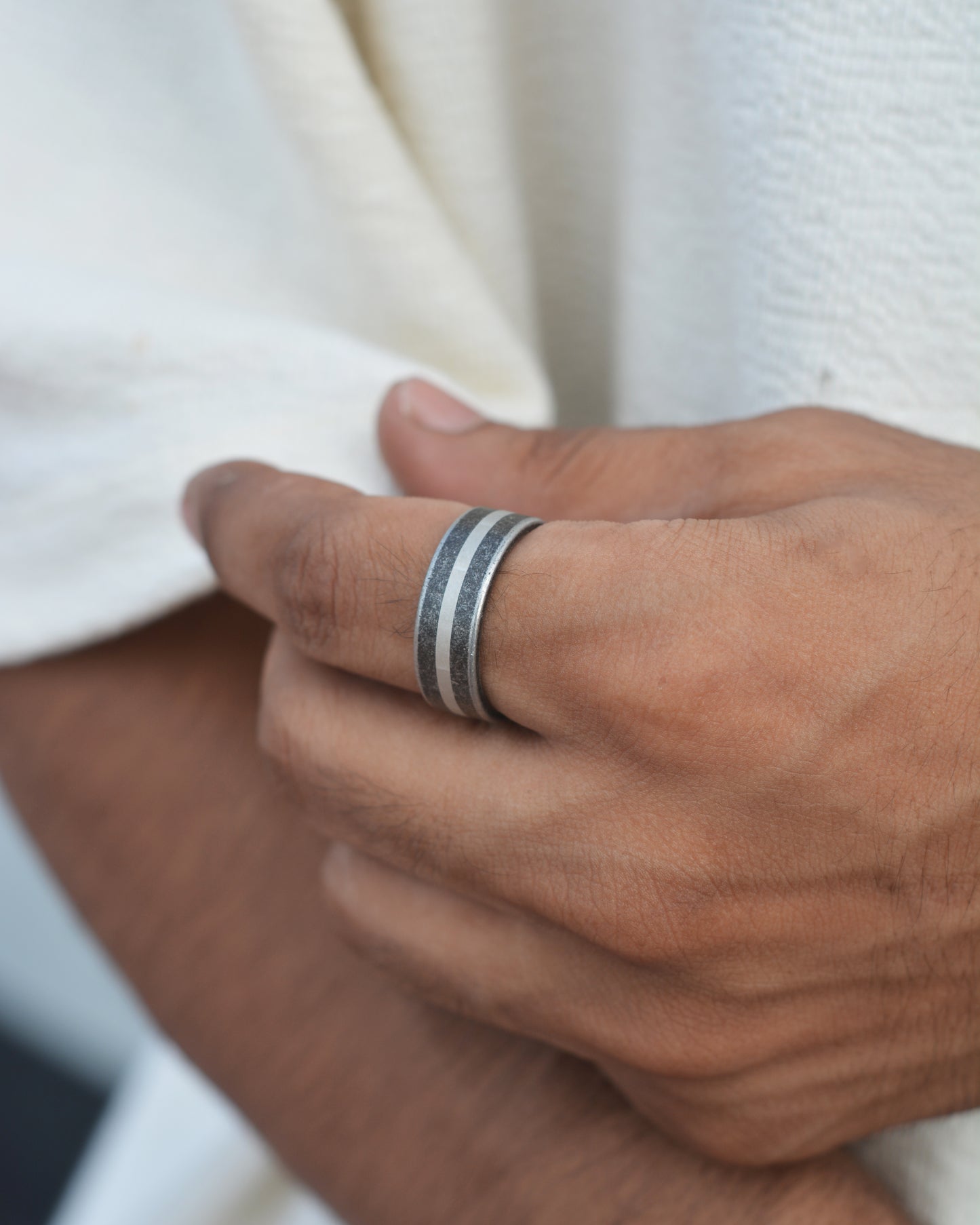 Mono Trace Ring