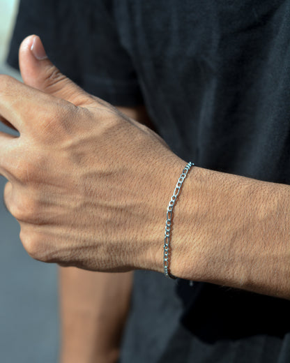 Refined Figaro Bracelet