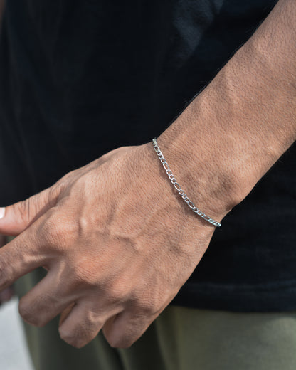 Refined Figaro Bracelet