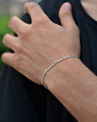 Refined Figaro Bracelet