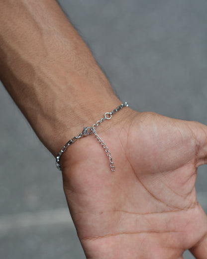 Minimalist Chain Bracelet