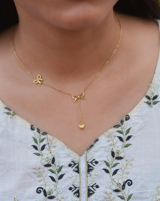 FLORAL GRACE NECKLACE