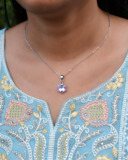VIOLET NOVA NECKLACE