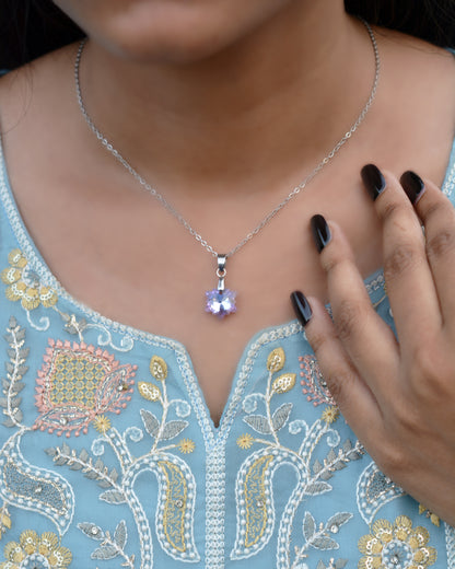 VIOLET NOVA NECKLACE