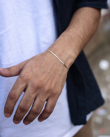 Golden Lunara Bracelet