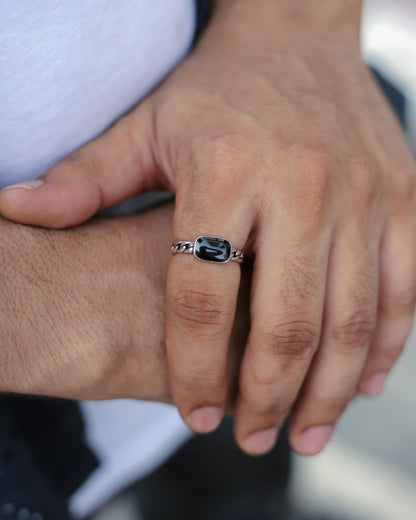 Onyx Curb Adjustable Ring