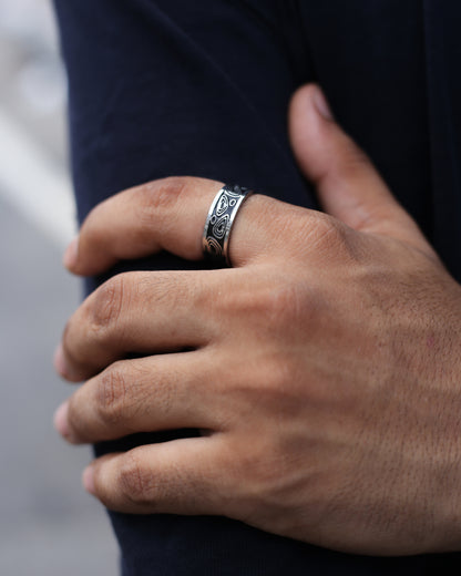 The Swirl Band Ring
