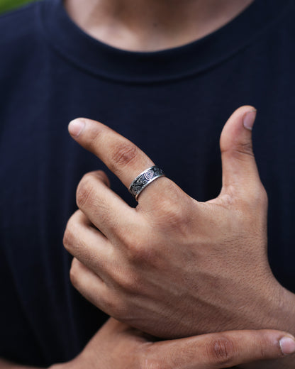 The Swirl Band Ring