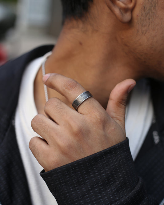 Classic Retro Gray Titanium Ring